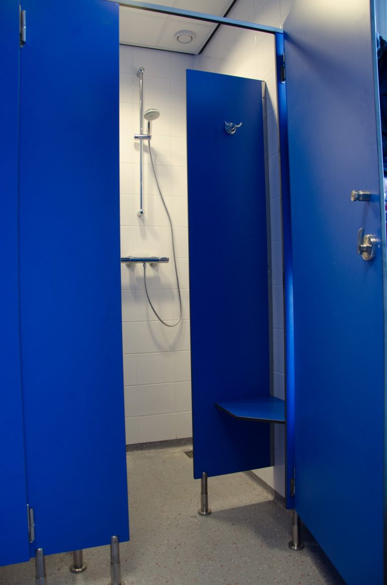 trespadouchewanden002 Sanitaire Cabines van Harpie BV